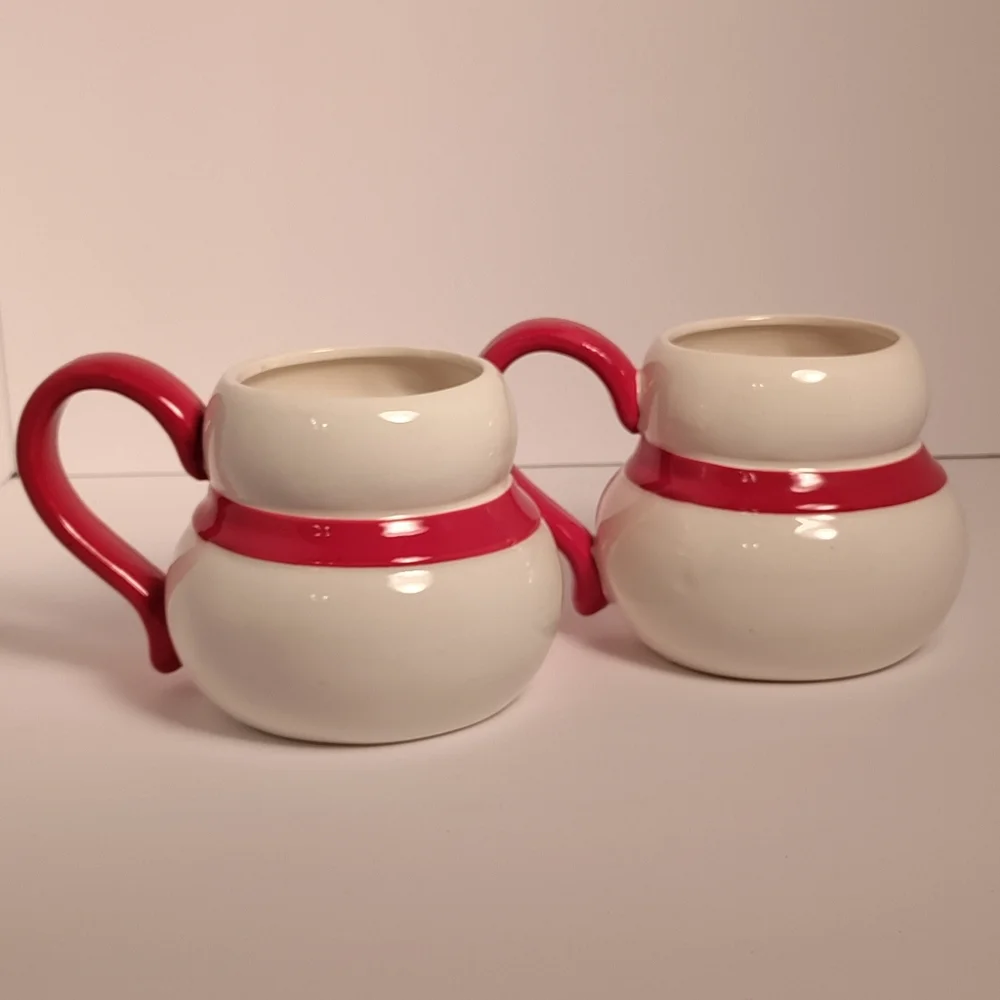 A SET OF MUGS⭐